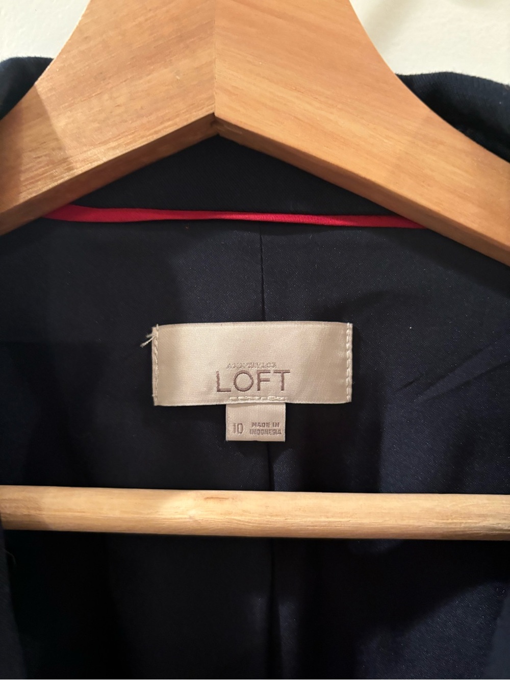 Loft Navy Double Breasted Suit Jacket w Gold Buttons 10 - Picture 3 of 14